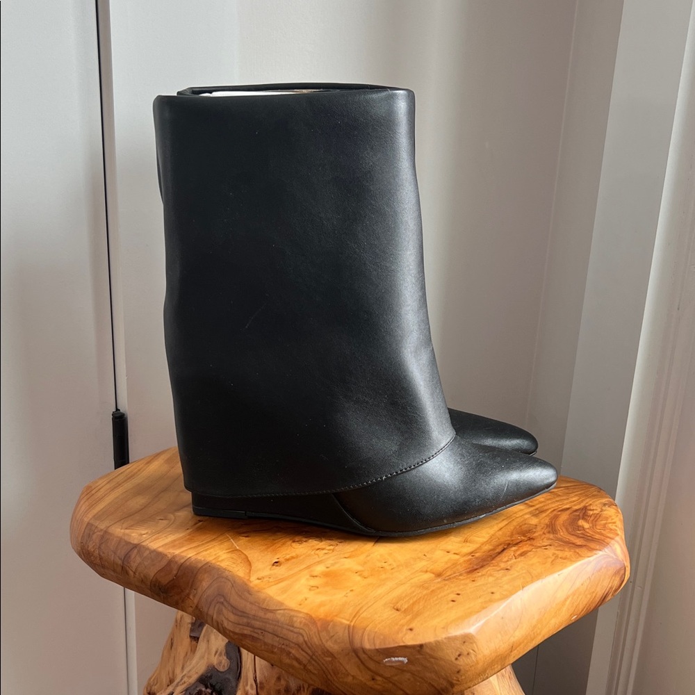 a new day Black Heeled Boots